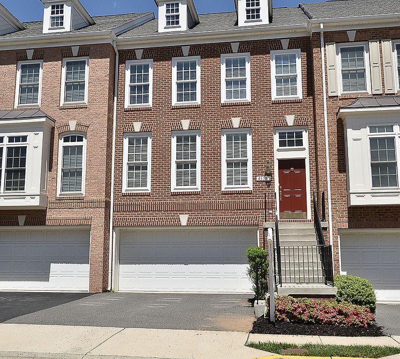 1st image of 4639 Carisbrooke Ln