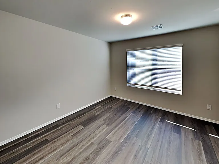 408 Fox Burrow Ln — Photo 12