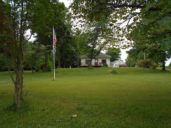 2nd image of 2500 S 11th St
