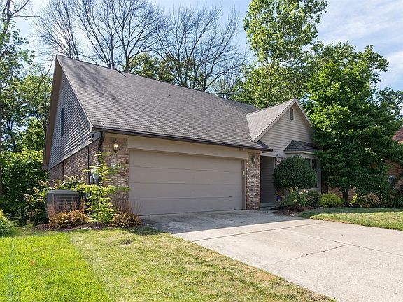 2nd image of 3364 Fox Orchard Cir