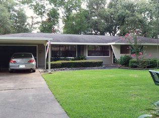 3600 Boyd Ave, Groves, TX 77619