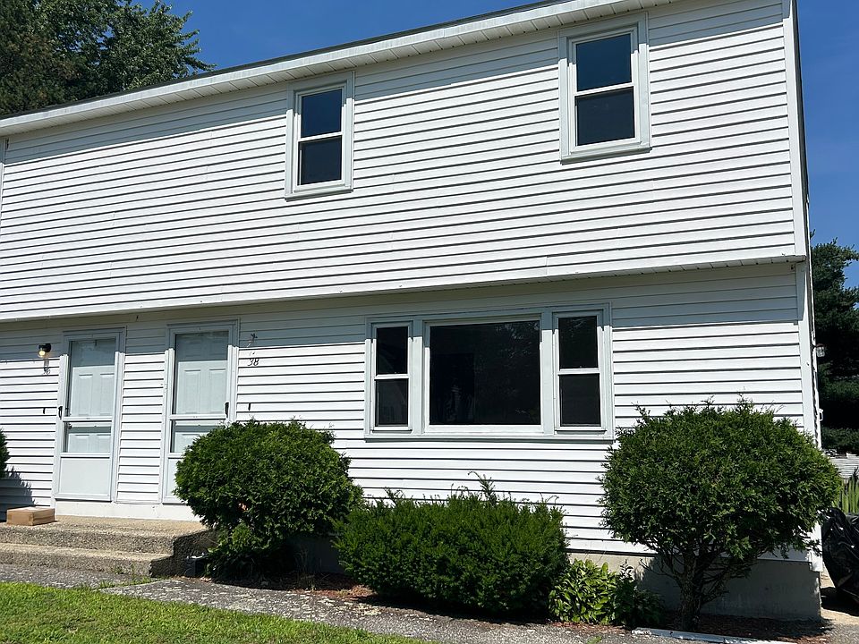 1st image of 38 Kingston Dr