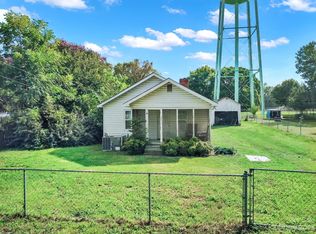 1021 Roosevelt St, Clover, SC 29710