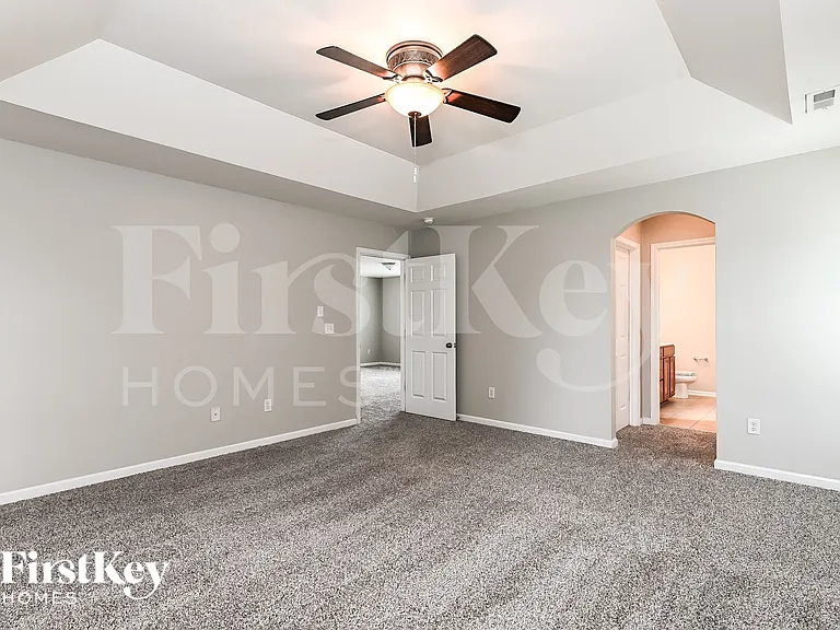 372 Sanctuary Park Dr — Photo 10
