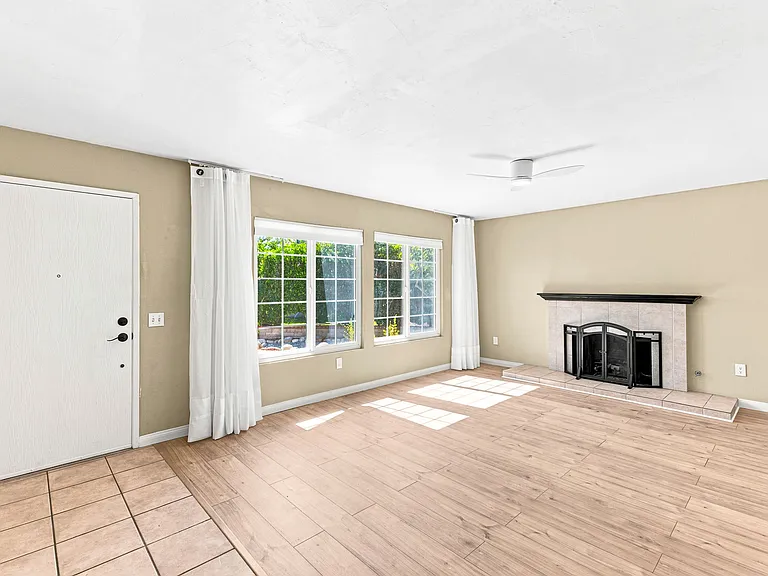 11770 Treeview Pl — Photo 4