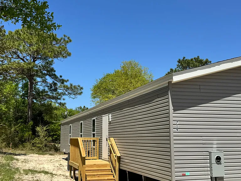 719 Windflower St — Photo 4