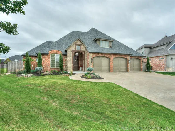 224 E 127th Ct S, Jenks, OK 74037