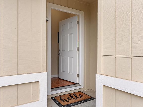 4th image of 1725 Arroyo Sierra Circle