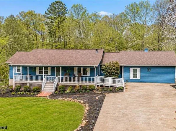 1268 Riverbend Rd, Demorest, GA 30535