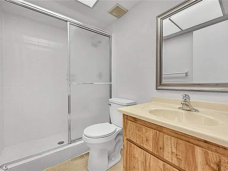 8474 Charter Club Cir #13 — Photo 21