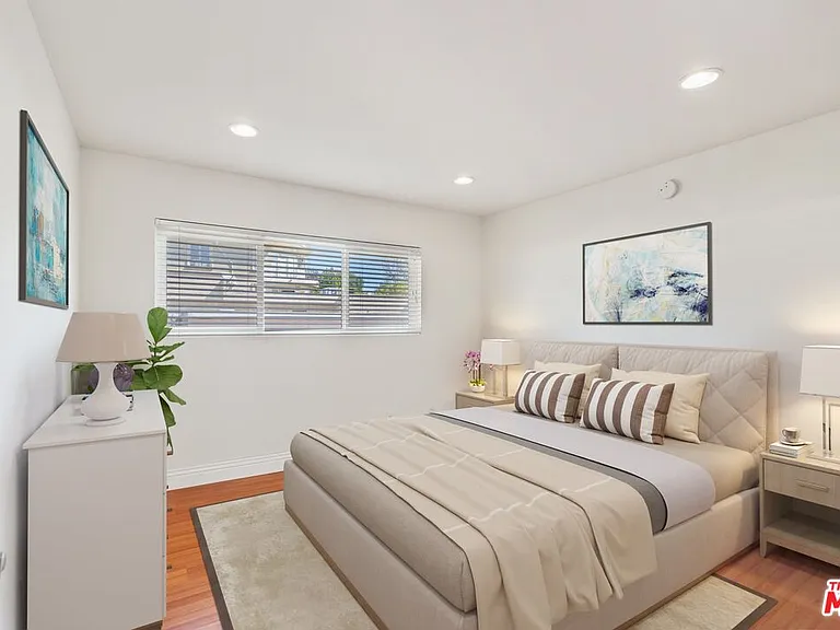 4238 Whitsett Ave #201 — Photo 9