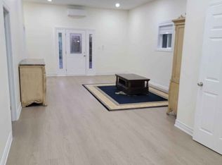 352 Sunnyridge Rd W #A, Hamilton, ON L0R1R0