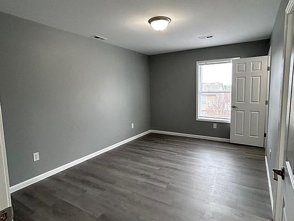 5th image of 1022 Avery St #6