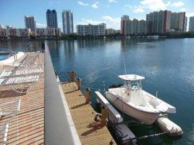 4000 NE 168th St PENTHOUSE 7B, North Miami Beach, FL, 33160