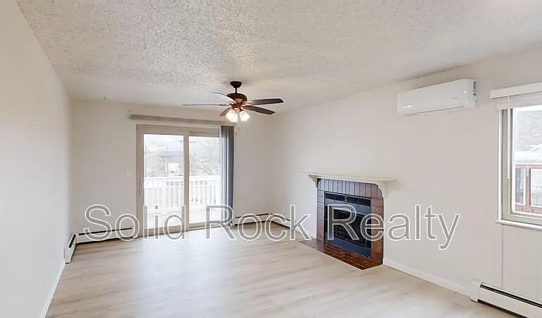 6706 W Dublin Loop #D — Photo 4