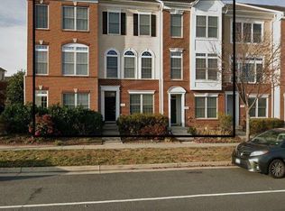 25031 Riding Center Dr, Chantilly, VA 20152