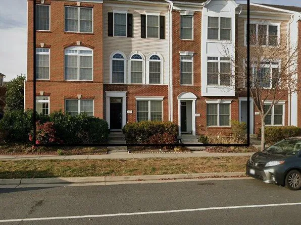 25031 Riding Center Dr, Chantilly, VA 20152