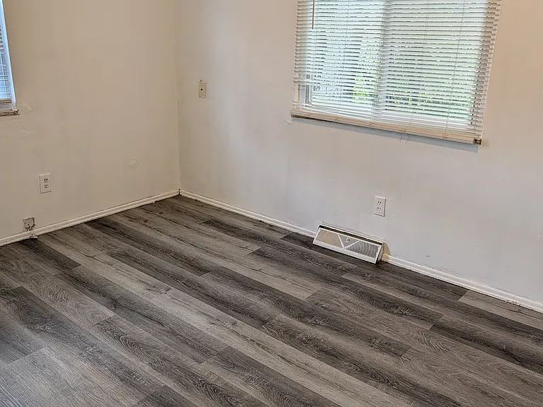 1237 Wyley Ave #1237 — Photo 7