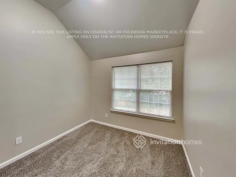 556 S Fortune Way — Photo 10