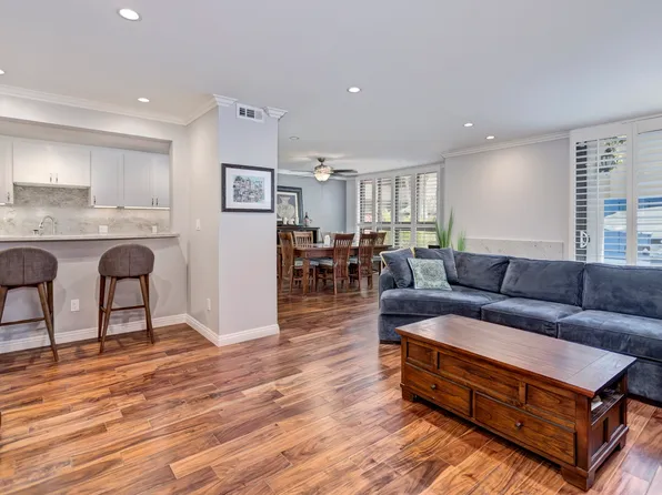 8828 Pershing Dr APT 123, Playa Del Rey, CA 90293