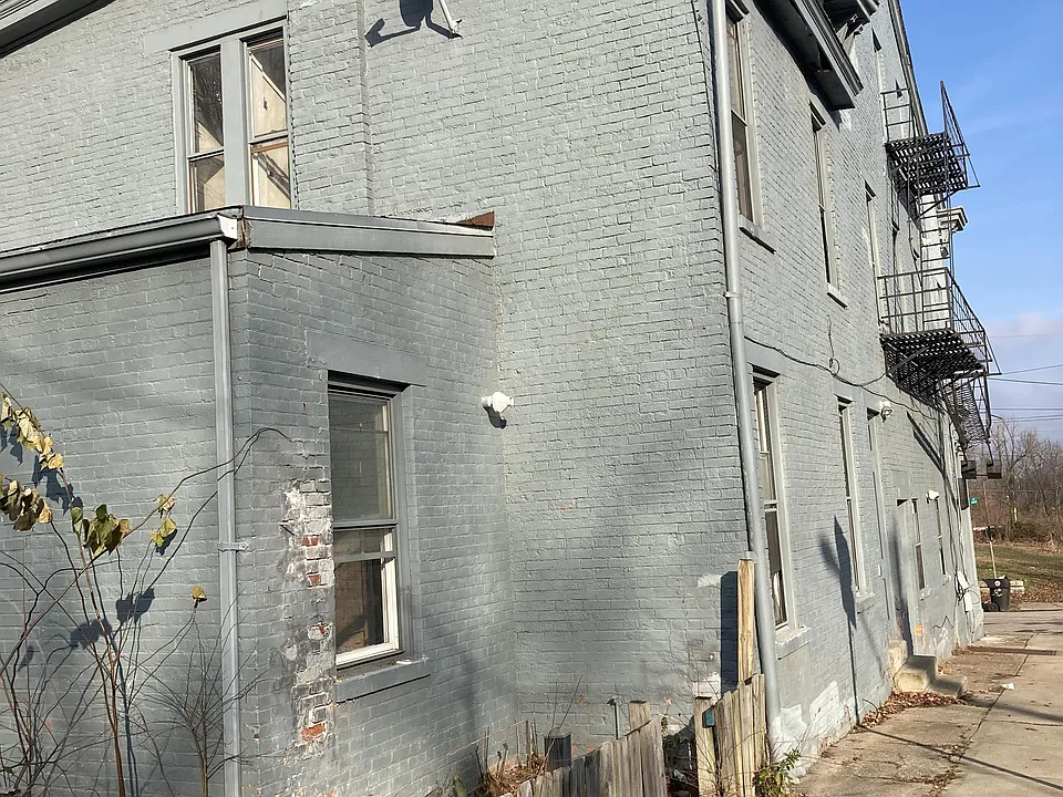 Side/back of June/May Street, addition (removed during reno?)
