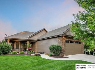 1169 S 212th Cir, Elkhorn, NE 68022