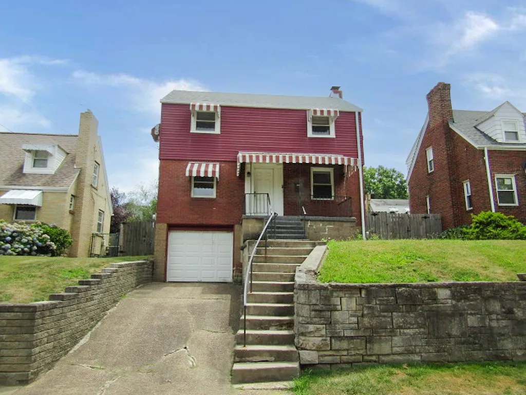 1414 Woodbine St photo 1