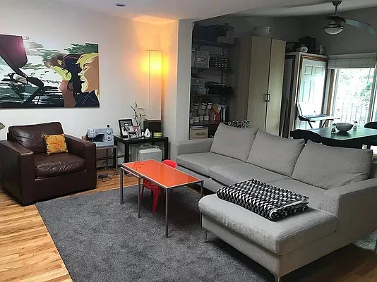 Rented by H L Dynasty Real Estate Corp | media 25