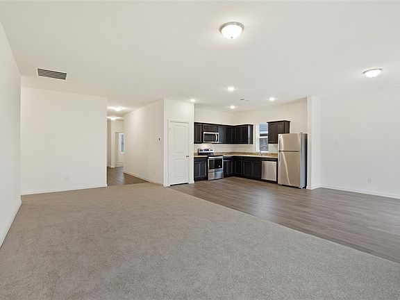 4th image of 5305 Stone Meadow Ln