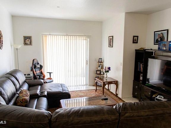 4th image of 7211 S 56TH Drive