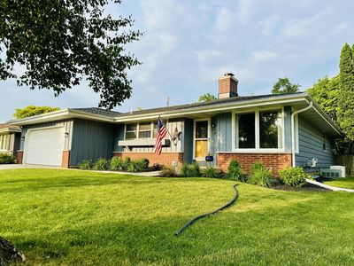 8055 50th AVENUE, Kenosha, WI, 53142