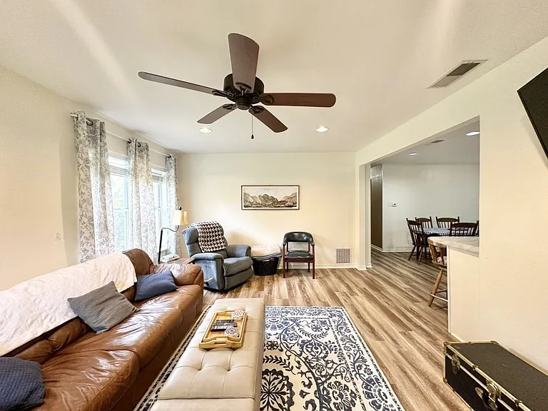 3115 Norma Ln — Photo 3