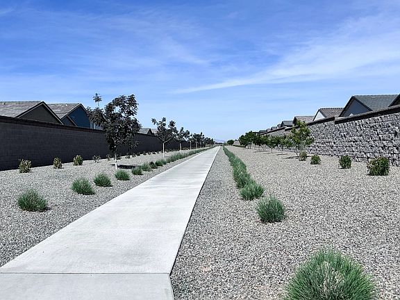 Walking path behind lot