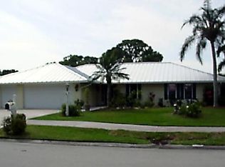 4313 Gator Trace Dr, Fort Pierce, FL 34982