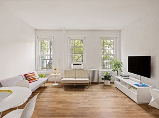 305 E 4th St APT 2, New York, NY 10009