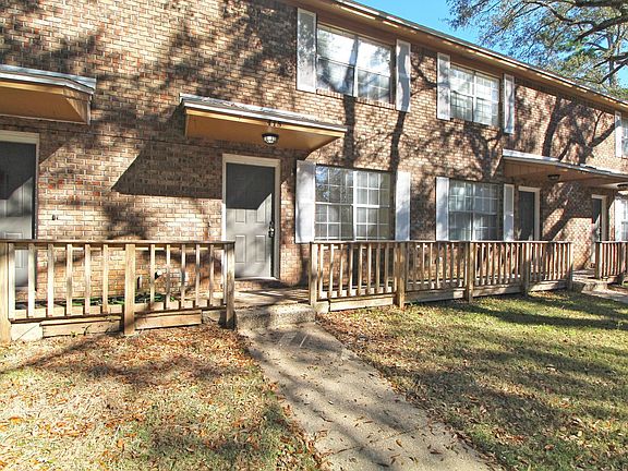 2nd image of 418 Waycross Ave