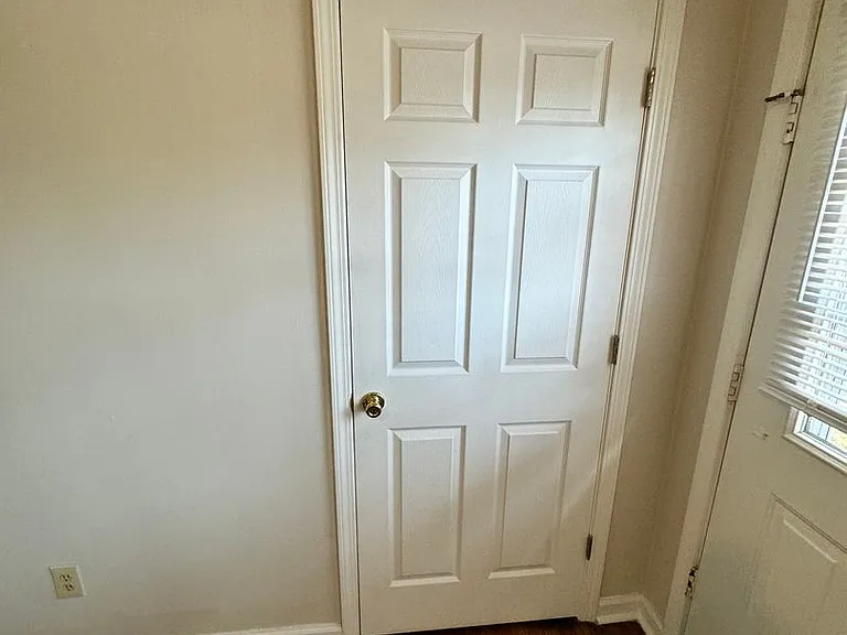 6218 Dart Dr — Photo 7