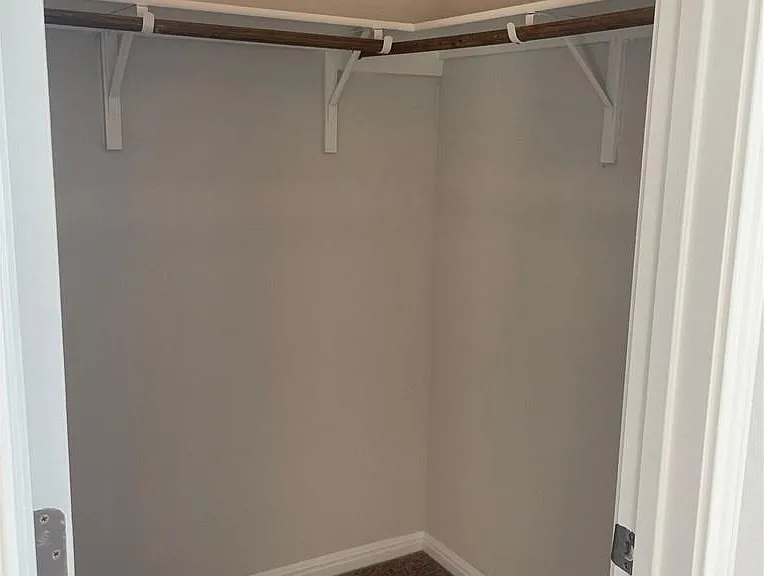 12809 Gilliland Ln — Photo 13