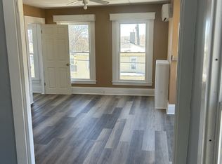 2 High St, Dexter, ME 04930