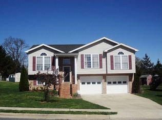 1756 Park Lawn Dr, Harrisonburg, VA 22801