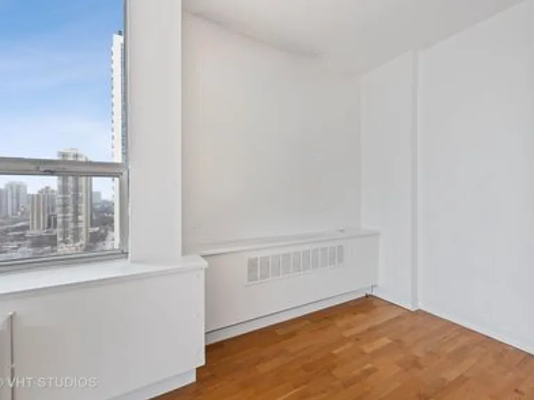 1460 Sandburg St #2512 — Photo 4