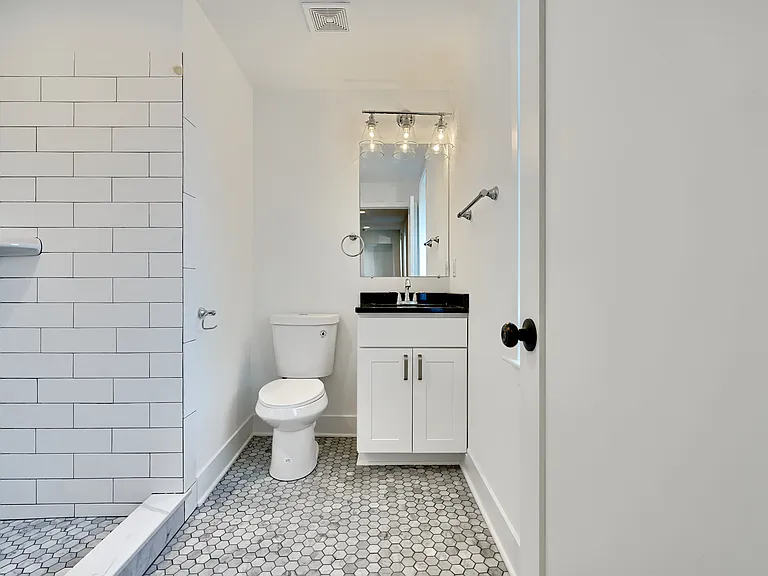 3201 Eastern Ave #2 — Photo 10