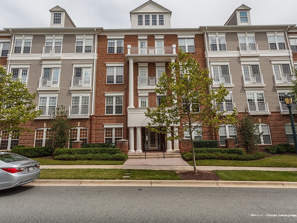 1st image of 1625 Piccard Dr APT 202