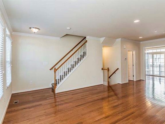 5th image of 2531 Perch Ln