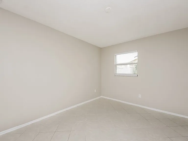12127 Dakota Woods Ln — Photo 11