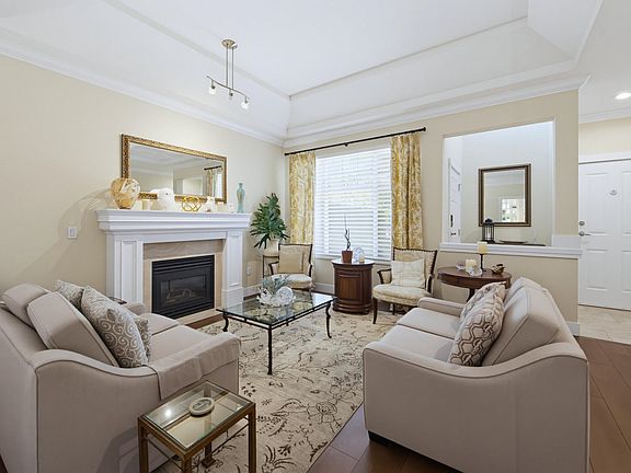 5th image of 15500 Rosemary Heights Cres #137