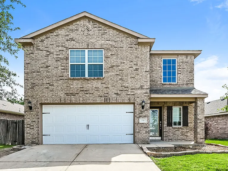 8916 Highland Orchard Dr — Photo 1