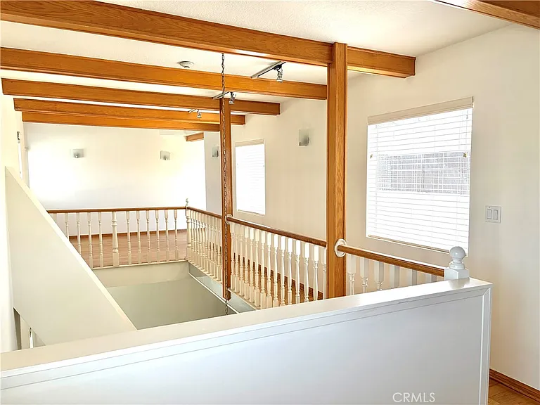 425 S Catalina Ave #4 — Photo 21