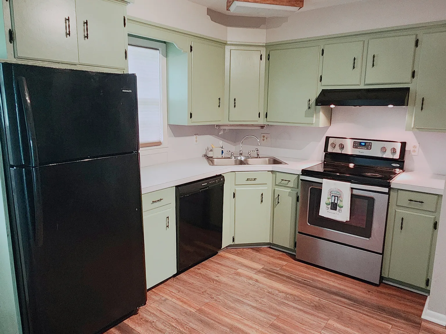 3 bed, 1478 sqft, $1,850 — Photo 3