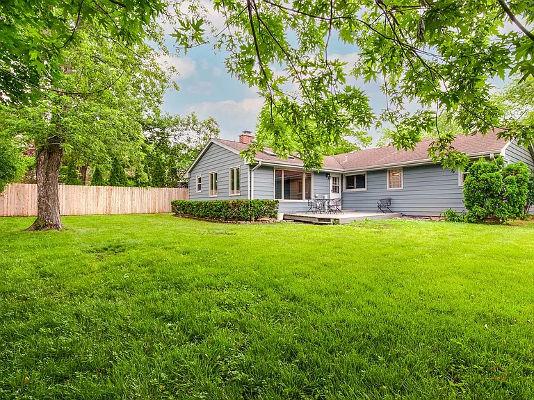 2508 Highland Dr — Photo 36